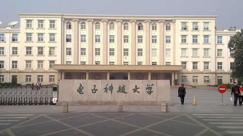 华强北三极管市场：揭秘行情与选型策略**